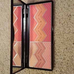 By Terry Sun Designer Palette in Hippy Chic